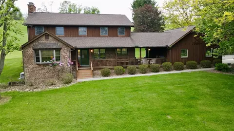 176 Ashmore Rd, Washington, PA 15301