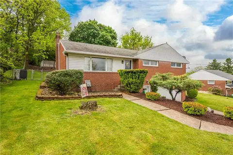 410 Hi Tor Dr, Pittsburgh, PA 15236