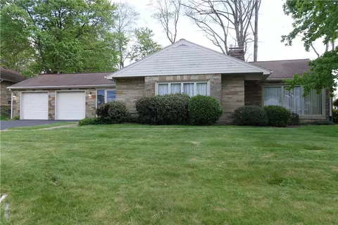 101 White Oak Dr, Butler, PA 16001