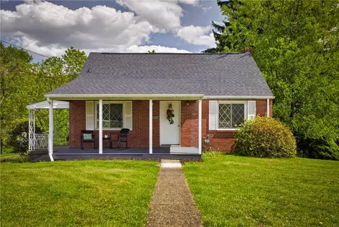 5767 Smith Dr, Bethel Park, PA 15102
