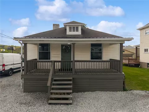 1537 Mount Pleasant Connell Rd, Mount Pleasant, PA 15666