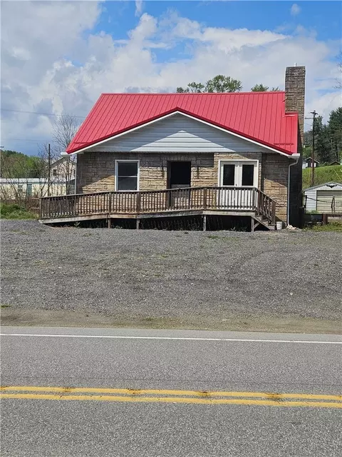 17493 Bennett Valley Hwy, Byrnedale, PA 15827