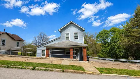 100 Lowell, Vandergrift, PA 15690