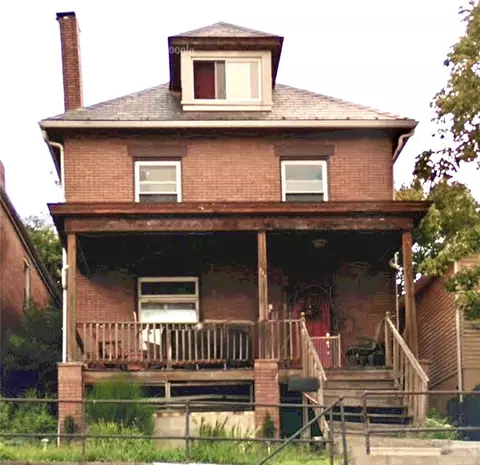 322 Duss Ave, Ambridge, PA 15003
