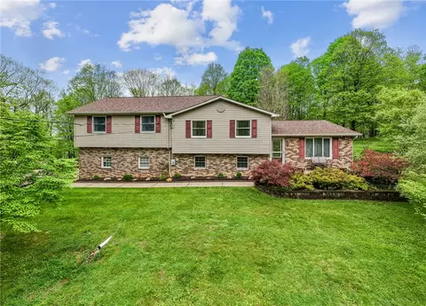 502 Christopher Rd, New Alexandria, PA 15670
