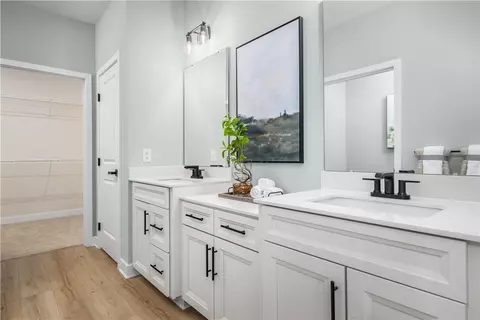 Bath - 161 Olivia Dr, Eighty Four, PA 15330 photo 1 of 3