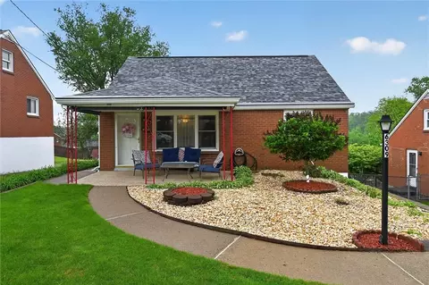 6309 Whitewood St, South Park, PA 15129