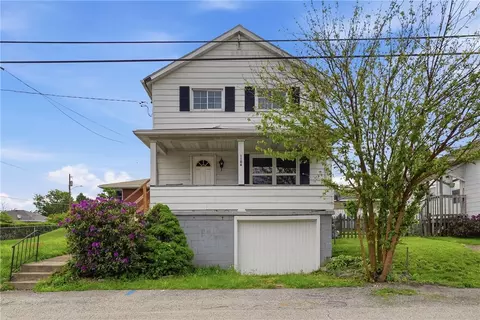 1106 2nd St, Monessen, PA 15062