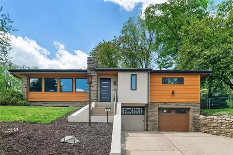 850 Bockstoce Ave, Pittsburgh, PA 15234