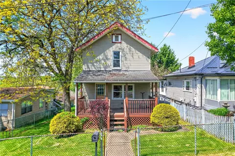 335 Taylor Ave, Washington, PA 15301