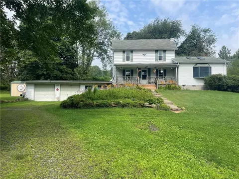 158 Eagle Mill Rd, Butler, PA 16001