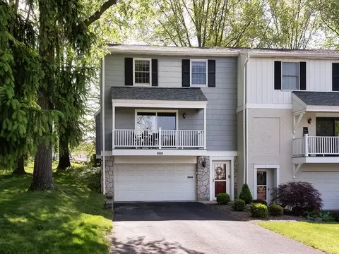 101 Roscommon, Mcmurray, PA 15317