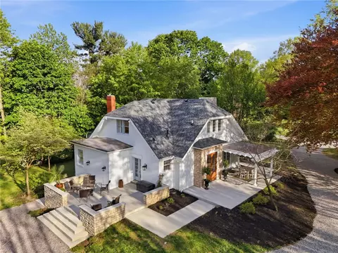 3944 Bakerstown Rd, Gibsonia, PA 15044