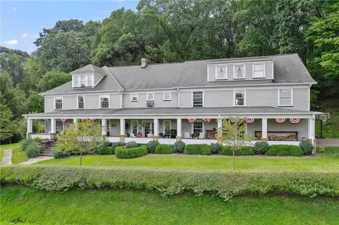 2062 Kittanning Pike, Parker, PA 16049