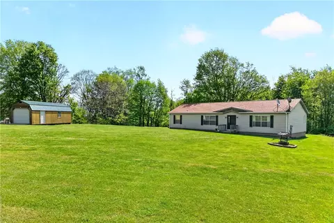 312 Shivler Rd, Hookstown, PA 15050