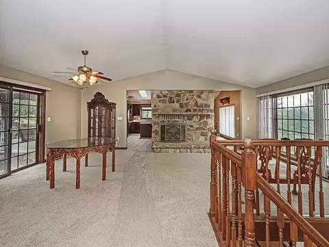 109 Ivy Ln, Venetia, PA 15367