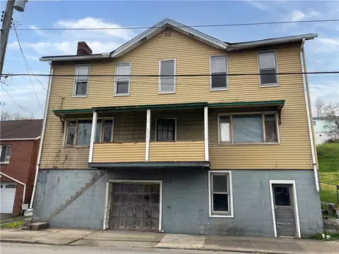 424 Main St, New Eagle, PA 15067