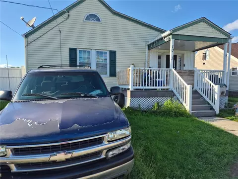 1013 Henry St, Belle Vernon, PA 15012