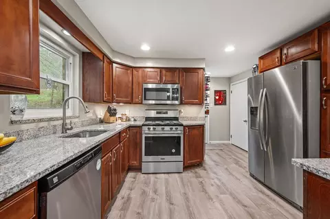 100 Circle, Mckeesport, PA 15131