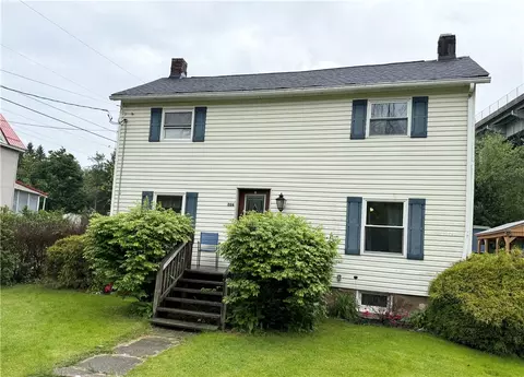 206 N Race St, Worthington, PA 16262