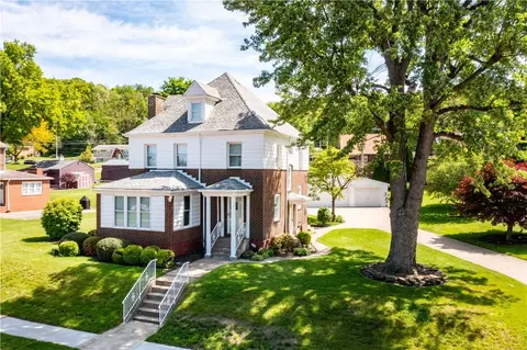 1041 Ohio Ave, Midland, PA 15059