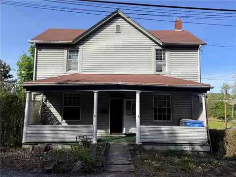 16 Willard St, Carnegie, PA 15106