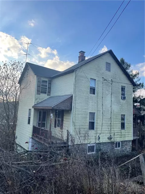 1649 Iselin Rd, Saltsburg, PA 15681