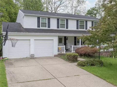 304 Carmell Dr, Pittsburgh, PA 15241