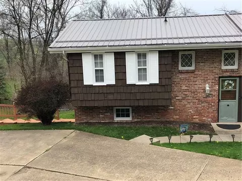 37 Webb Dr, Washington, PA 15301