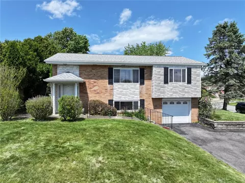 563 Meadowvale Dr, Cheswick, PA 15024