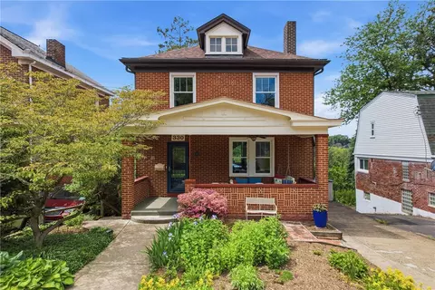 330 Questend Ave, Pittsburgh, PA 15228