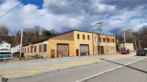 2121 5th Ave, Mckeesport, PA 15132