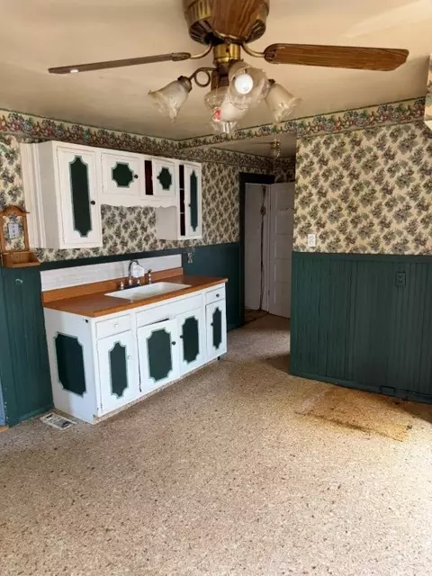 Other - 1015 Cascade Rd, Monaca, PA 15061 photo 3 of 11