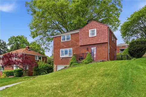 1107 Girard Rd, Pittsburgh, PA 15227
