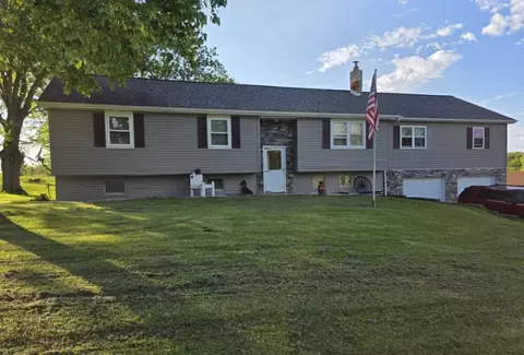 2153 Mount Jackson Rd, Enon Valley, PA 16120