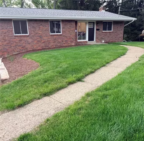 3929 Cape Cod Dr, Pittsburgh, PA 15239