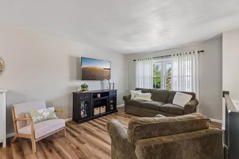 1726 Acheson Ave, North Apollo, PA 15673