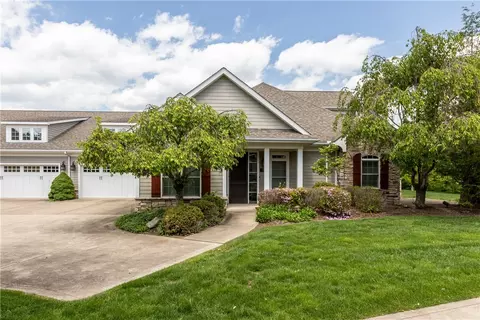 2009 Deacon Dr #4, Latrobe, PA 15650
