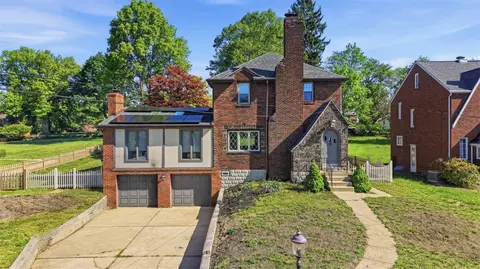 212 Morewood Rd, Glenshaw, PA 15116