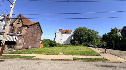 323 Elizabeth St, Pittsburgh, PA 15207