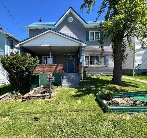 612 12th St, Pitcairn, PA 15140