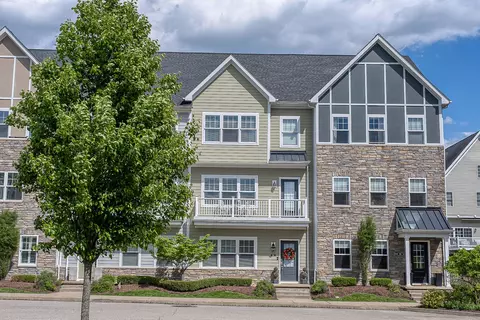 218 Park, Oakmont, PA 15139