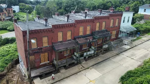 2950 Orbin St, Pittsburgh, PA 15219