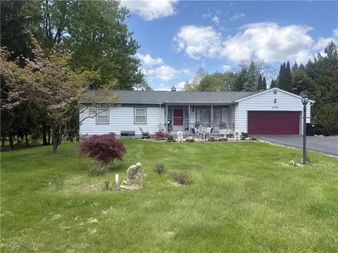 1040 S Hermitage Rd, Hermitage, PA 16148