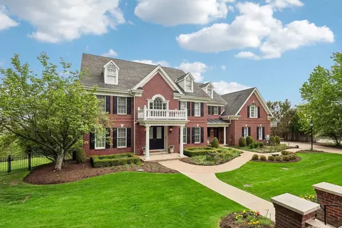 2208 S Villa, Gibsonia, PA 15044