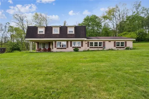 466 Walker Dr, Indiana, PA 15701