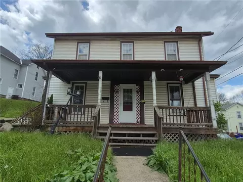 77 W Main St, Greenville, PA 16125