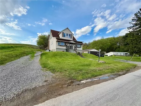 197 State Route 1026, Dayton, PA 16222