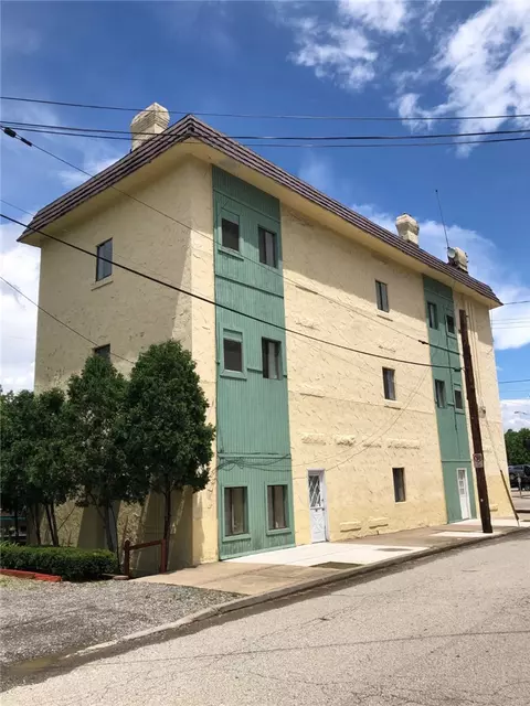 101 Grant, Pittsburgh, PA 15209