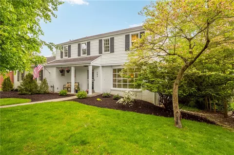 793 Elm Spring Rd, Pittsburgh, PA 15243